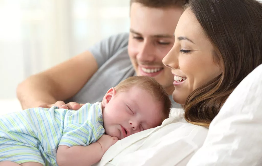 Vauvan vanhemmuus on myös testi parisuhteelle – nämä asiat te opitte  toisistanne 
