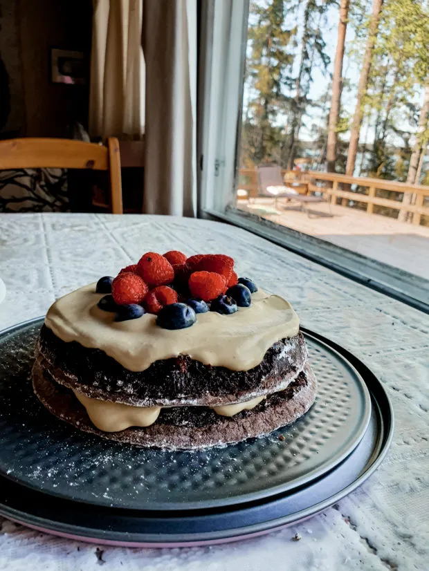 Valmista sievä kakku kahdesta mudcakesta! - Operaatio Äiti kakku