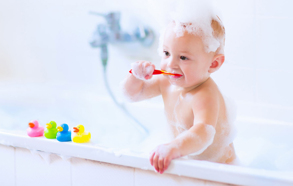 Vauvan hampaidenhoito – milloin hammastahnaa ja ksylitolia?