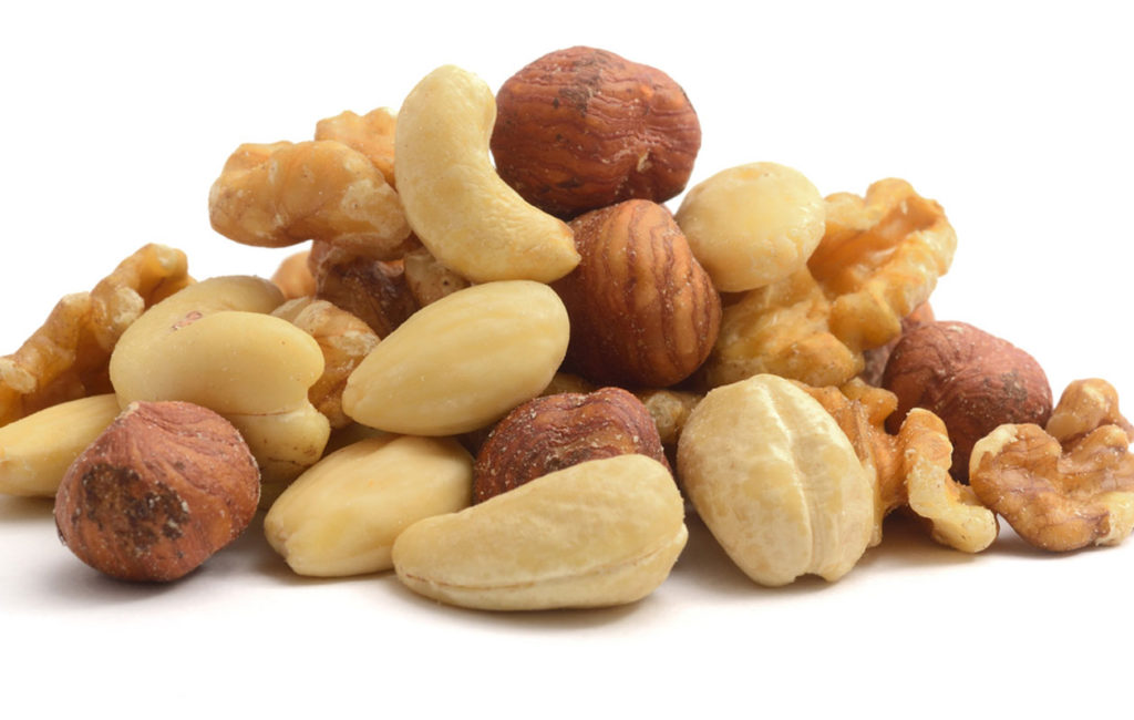 imetys ja ruokavalio: pähkinät